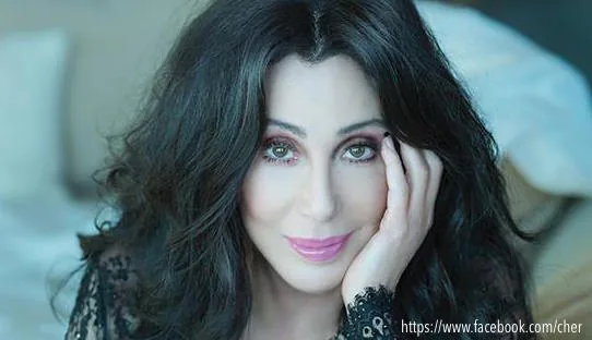 La cantante e attrice Cher La cantante e attrice Cher