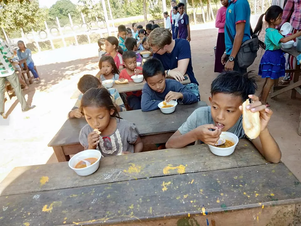 pausa pranzo alla scuola RTOC