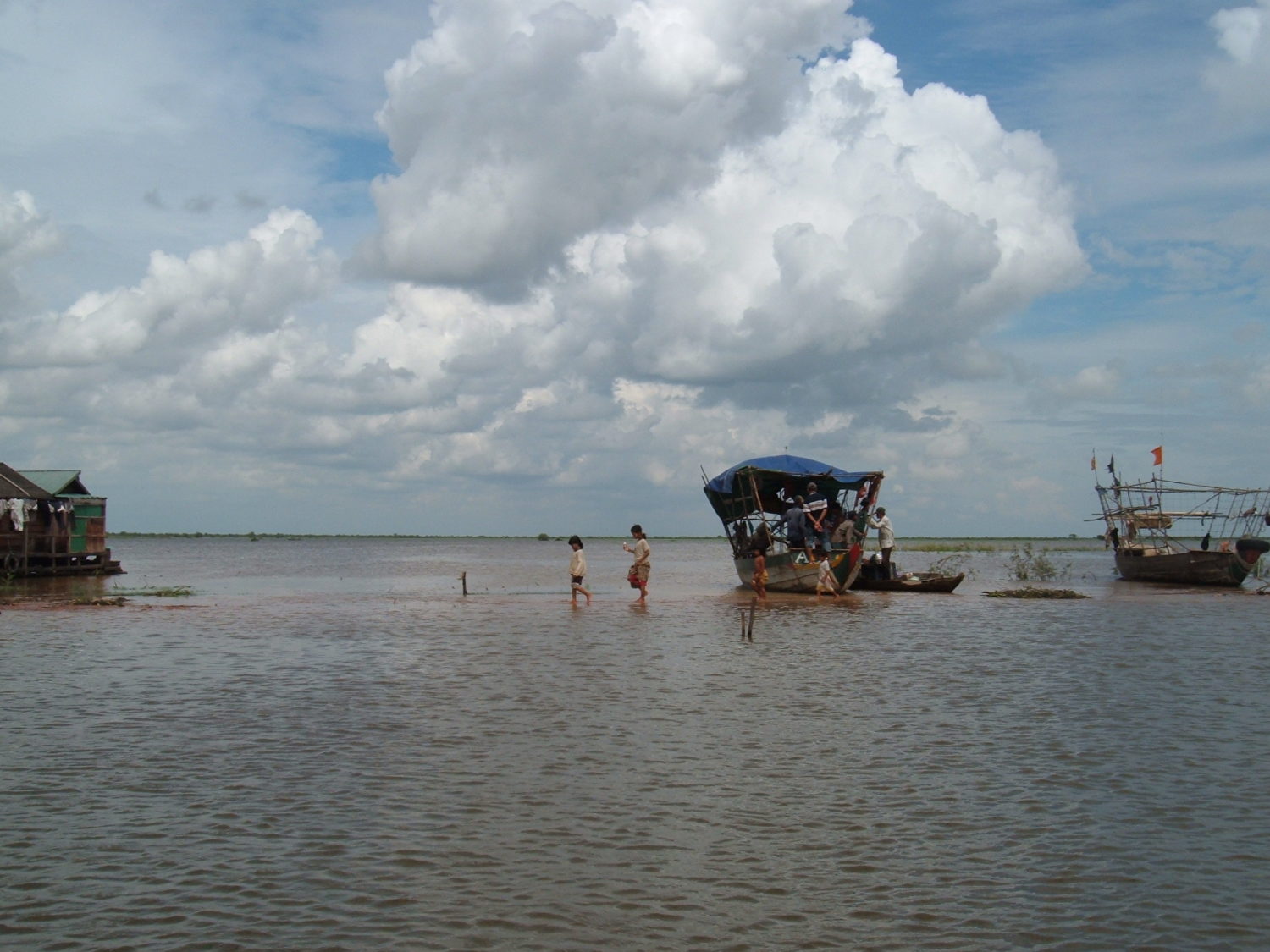 vacanze in cambogia, il tonle sap