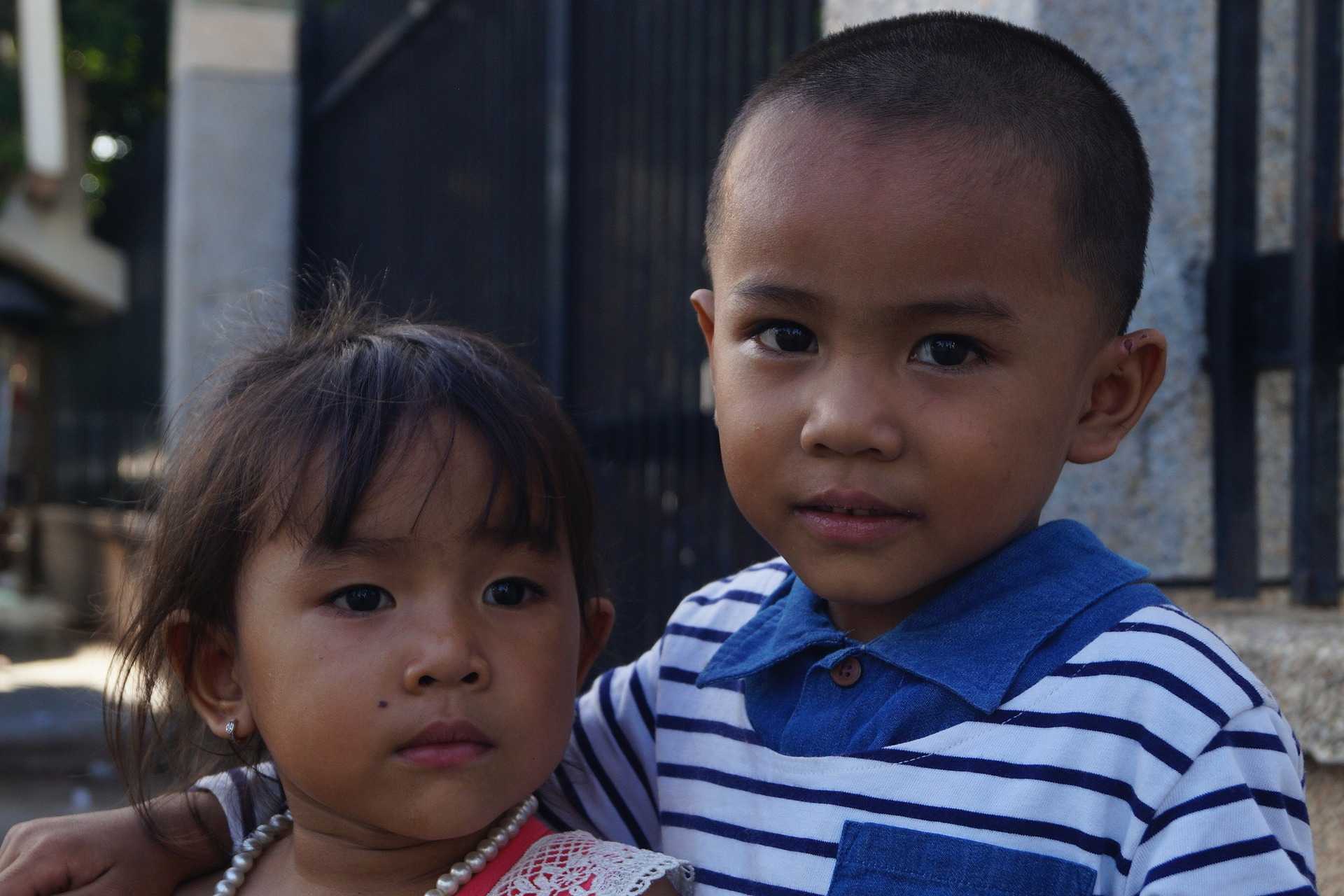 bambini Phnom Penh